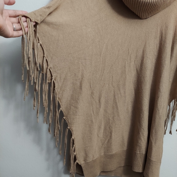 Michael Kors - Picture 2 of 6